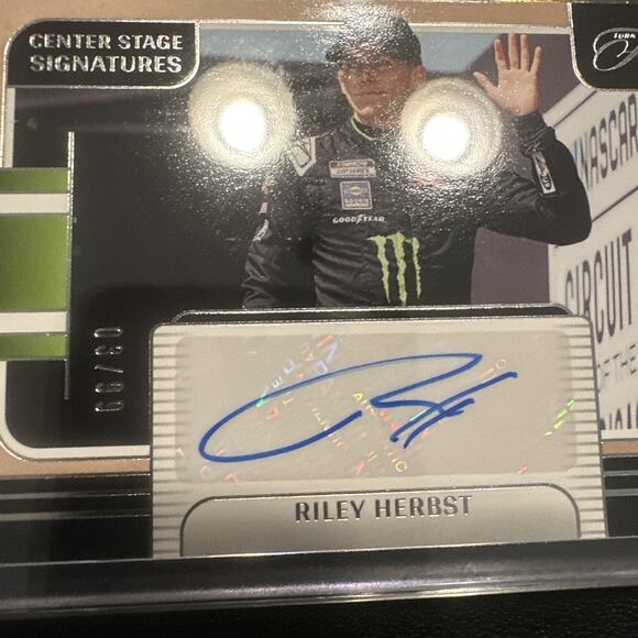 2025 Panini Turn Four Racing Center Stage Auto #CSS-JGS Riley Herbst #03/99 - Picture 2 of 5